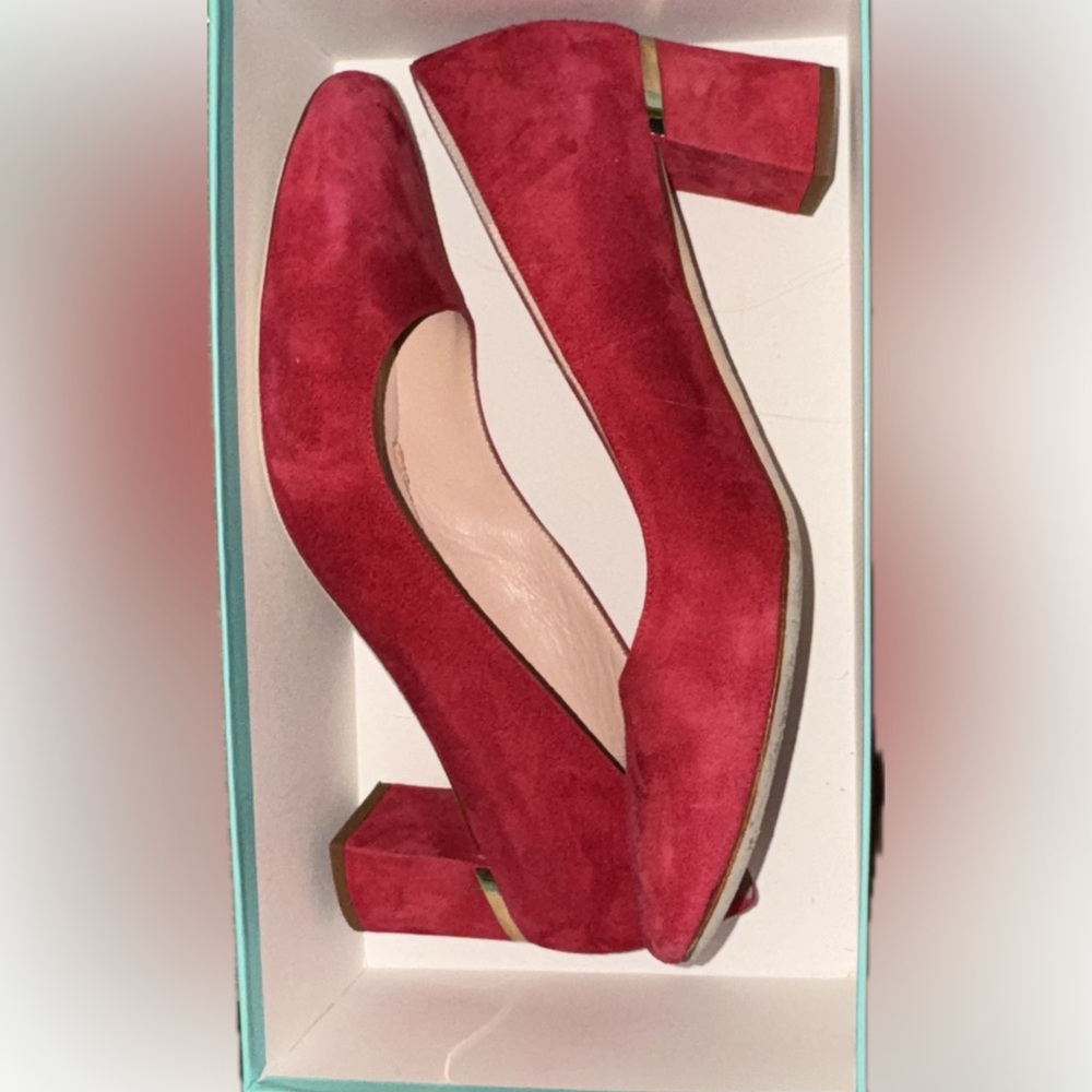 NIB Kate Spade Delores Too Red Block Heels w/ Gold Detailing - Picture 5 of 7